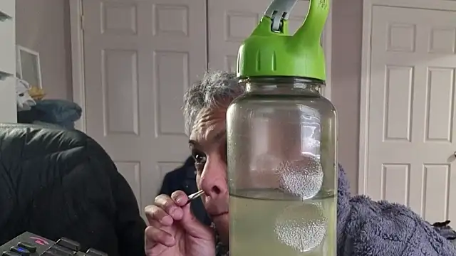 Snapshot of AmateurGuy23 chatting on September 19, 2025, 11:42 pm AmateurGuy23 online show from September 19, 2025, 11:42 pm