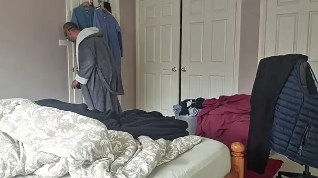 Snapshot of AmateurGuy23 chatting on October 28, 2025, 2:01 am AmateurGuy23 online show from October 28, 2025, 2:01 am