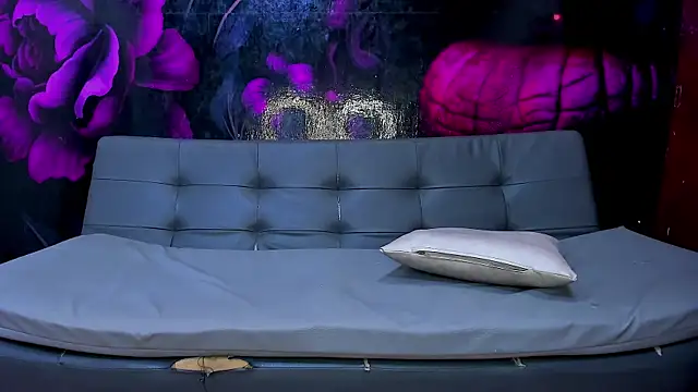 SecretsParty online show from October 5, 2025, 3:36 pm