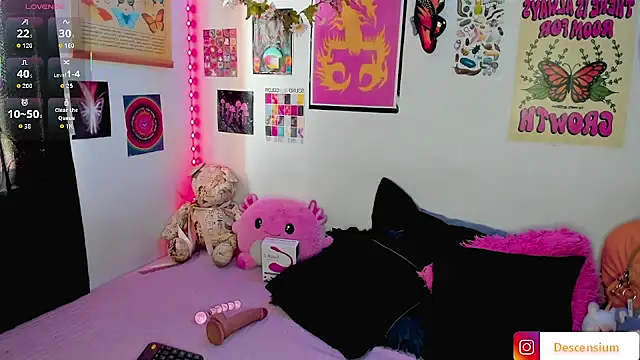 johnnyalx online show from December 2, 2025, 6:53 pm