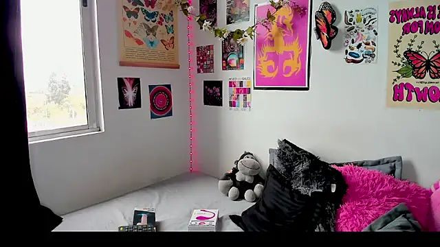 johnnyalx online show from October 1, 2025, 5:17 pm