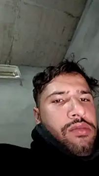 Snapshot of LoLZzZz_ chatting on January 3, 2025, 9:15 am LoLZzZz online show from January 3, 2025, 9:15 am