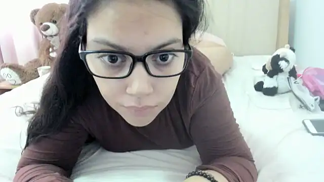 Snapshot of roniewester chatting on October 3, 2025, 11:12 am roniewester online show from October 3, 2025, 11:12 am