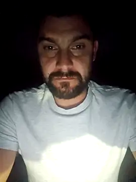 Dani199021 online show from April 8, 2026, 10:55 pm