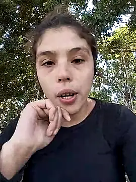 Snapshot of mariamac420 chatting on October 19, 2025, 6:32 pm mariamac420 online show from October 19, 2025, 6:32 pm