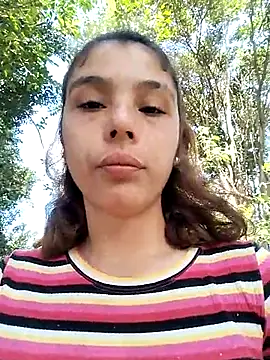 Snapshot of mariamac420 chatting on October 3, 2025, 4:30 pm mariamac420 online show from October 3, 2025, 4:30 pm