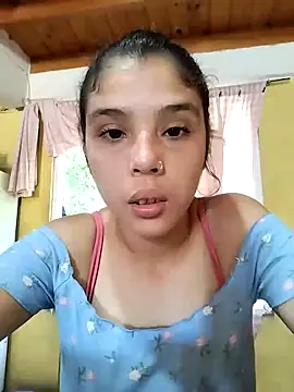 Snapshot of mariamac420 chatting on March 7, 2025, 5:28 pm mariamac420 online show from March 7, 2025, 5:28 pm