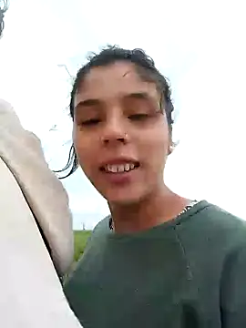 Snapshot of mariamac420 chatting on February 9, 2025, 1:35 pm mariamac420 online show from February 9, 2025, 1:35 pm