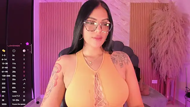 karol green  online show from October 21, 2025, 3:39 am