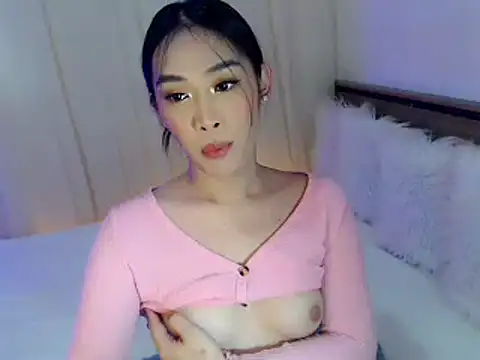 arilovesyou143 online show from December 2, 2024, 8:58 am