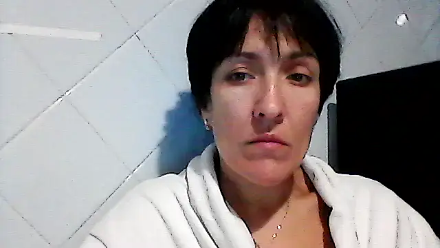 SunnyAmorre online show from September 9, 2025, 10:41 pm