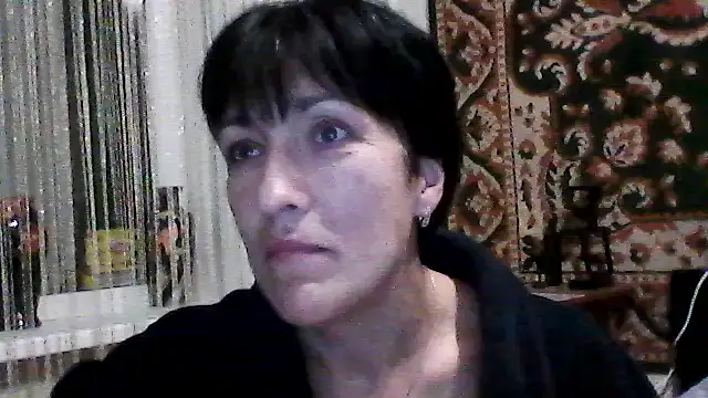 SunnyAmorre online show from June 4, 2026, 8:13 pm