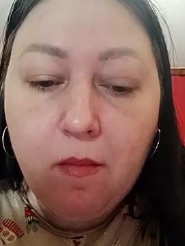 Rini333 online show from November 18, 2025, 2:38 am