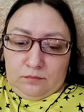 Rini333 online show from September 10, 2025, 1:43 pm