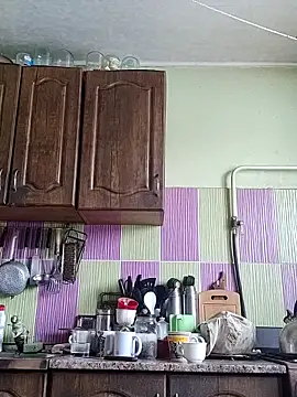 Rini333 online show from February 12, 2026, 10:37 am