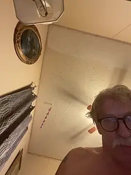 jck1m0t online show from September 27, 2025, 2:50 am