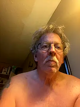 jck1m0t online show from October 4, 2025, 3:24 pm