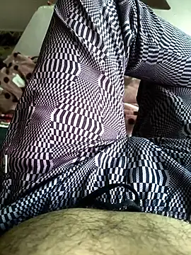 deshimund online show from October 18, 2025, 1:18 am