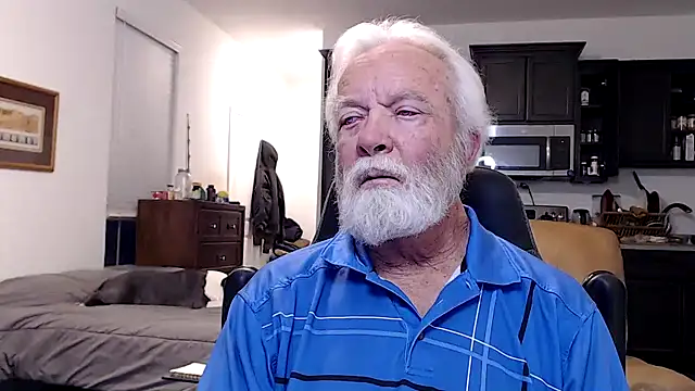 rockpoint69 online show from February 5, 2025, 1:11 pm