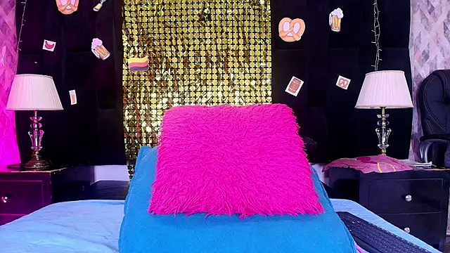 shelsyloreds online show from September 13, 2025, 11:54 am