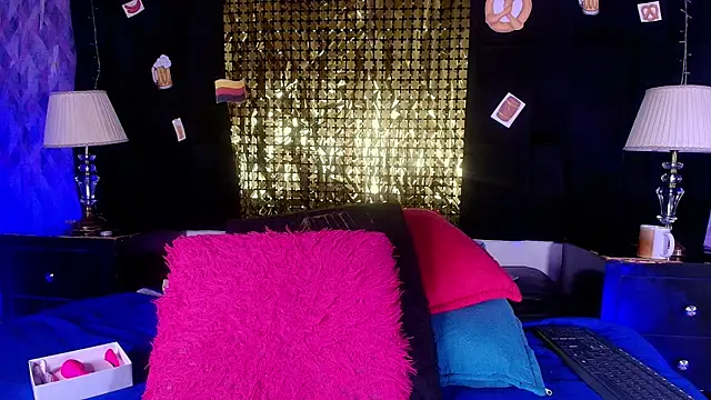 shelsyloreds online show from September 18, 2025, 11:57 am