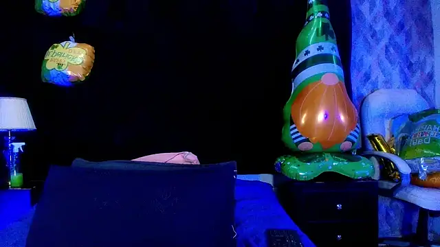 shelsyloreds online show from March 13, 2025, 12:02 pm