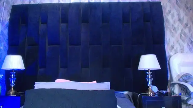 shelsyloreds online show from March 12, 2025, 11:54 am