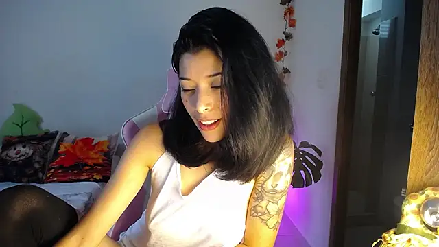 maggie kay online show from October 6, 2025, 7:14 pm