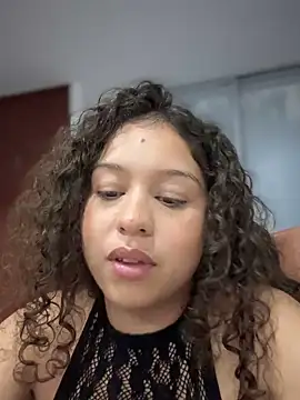 Snapshot of Shara_dreams chatting on February 9, 2025, 3:53 am Shara dreams online show from February 9, 2025, 3:53 am