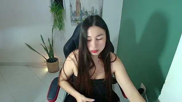 bella 99  online show from December 5, 2025, 12:26 pm