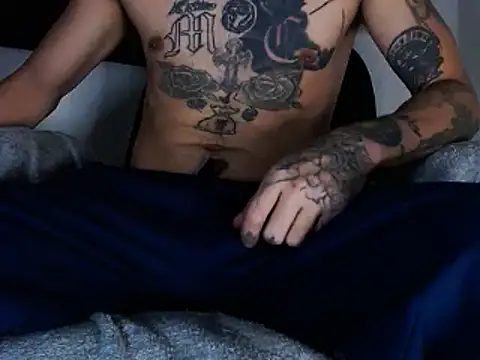 Christian Stiven1 online show from March 16, 2025, 8:21 pm