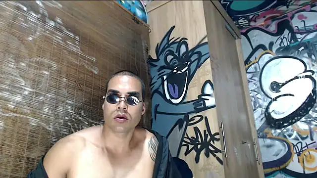 Justin Frank online show from April 8, 2026, 1:07 am