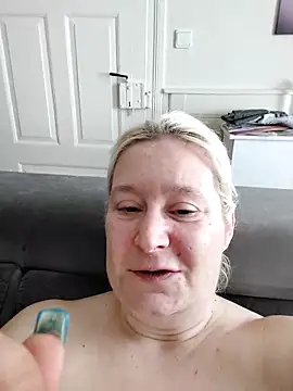 GeileEstelle online show from March 12, 2025, 1:40 pm