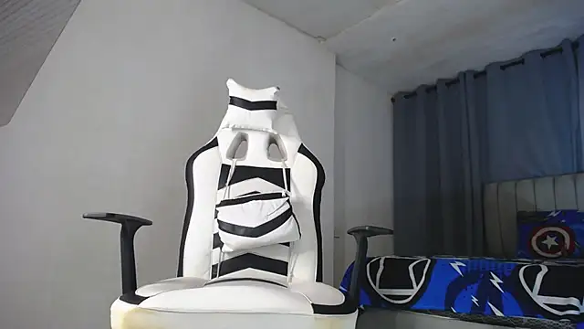 DavidAngell7 online show from September 21, 2025, 4:17 am