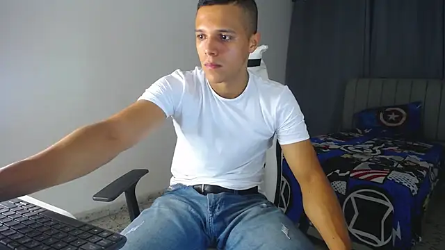 DavidAngell7 online show from February 3, 2025, 3:53 am