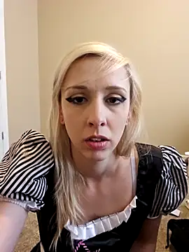 AmethystFoxx online show from October 20, 2025, 6:52 pm