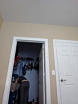 AmethystFoxx online show from September 29, 2025, 7:52 pm