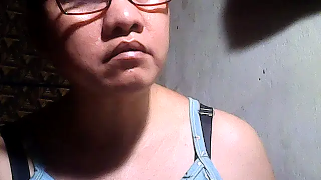 sweetsosie18 online show from March 23, 2026, 10:37 am