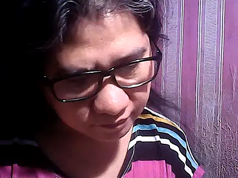 sweetsosie18 online show from October 30, 2025, 8:50 pm