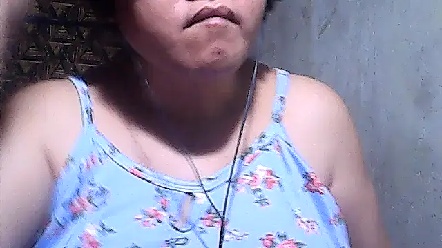 Snapshot of sweetsosie18 chatting on February 24, 2026, 12:17 pm sweetsosie18 online show from February 24, 2026, 12:17 pm