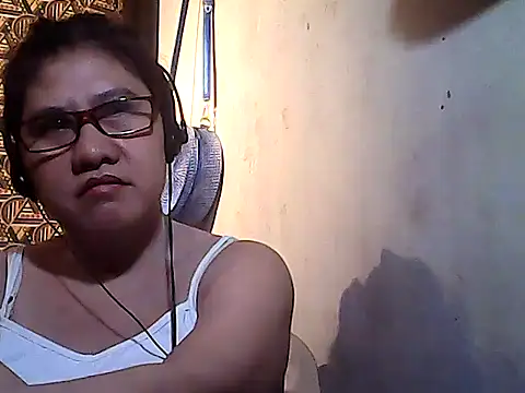 Snapshot of sweetsosie18 chatting on February 10, 2026, 12:04 pm sweetsosie18 online show from February 10, 2026, 12:04 pm