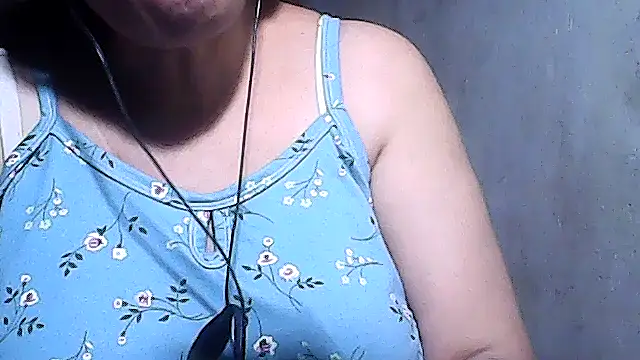 Snapshot of sweetsosie18 chatting on February 8, 2026, 4:54 am sweetsosie18 online show from February 8, 2026, 4:54 am