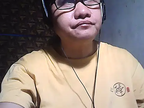 sweetsosie18 online show from January 14, 2026, 2:31 pm