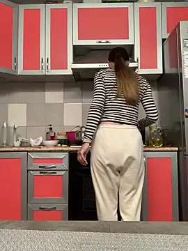 Snapshot of SeducingYoghourt chatting on March 19, 2025, 3:40 pm SeducingYoghourt online show from March 19, 2025, 3:40 pm