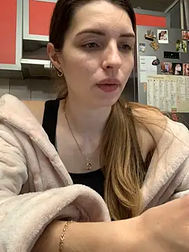 Snapshot of SeducingYoghourt chatting on February 15, 2025, 3:39 pm SeducingYoghourt online show from February 15, 2025, 3:39 pm