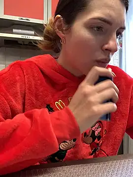 Snapshot of SeducingYoghourt chatting on February 16, 2025, 1:27 pm SeducingYoghourt online show from February 16, 2025, 1:27 pm