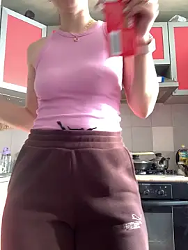 Snapshot of SeducingYoghourt chatting on February 23, 2026, 7:53 am SeducingYoghourt online show from February 23, 2026, 7:53 am