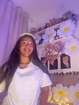 Kaiisa  online show from December 2, 2025, 10:11 pm