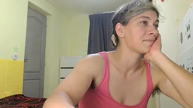 Snapshot of MercyLove chatting on June 26, 2026, 1:28 pm MercyLove online show from June 26, 2026, 1:28 pm