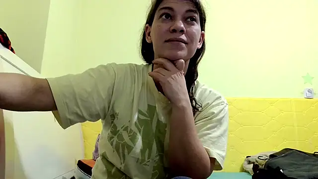 Snapshot of MercyLove chatting on March 10, 2025, 4:25 pm MercyLove online show from March 10, 2025, 4:25 pm